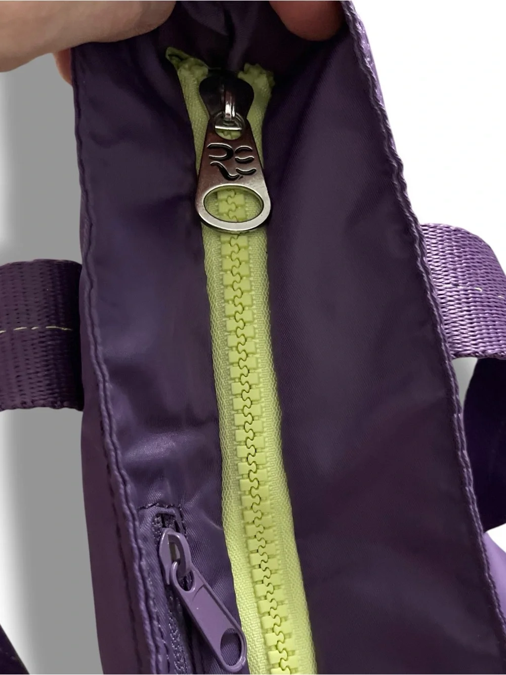 Rare Earth by Stone Mountain Nylon Travel Tote Bag Purple Lime Green